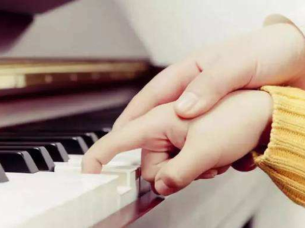 【新加坡】钢琴老师