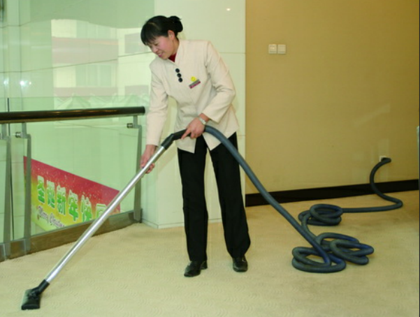 【新加坡】办公楼女保洁